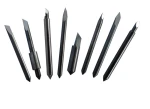 Komplett knivpakke som inneholder 2 stk. Standardkniver + 2 stk. Detaljkniver + 2stk. Sandblåsingskniver + 2 stk. Refleksfoliekn Komplett knivpakke som inneholder 2 stk. Standardkniver + 2 stk. Detaljkniver + 2stk. Sandblåsingskniver + 2 stk. Refleksfoliekn
